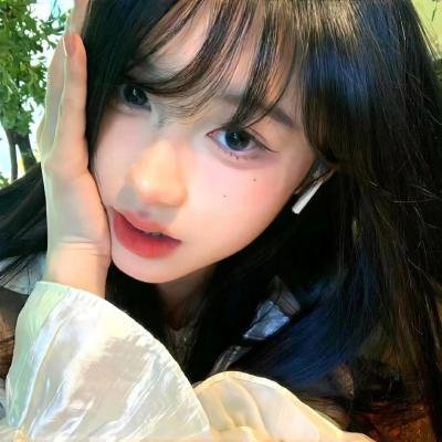 沉默不语的顾小姐